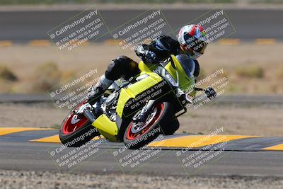 media/Oct-08-2022-SoCal Trackdays (Sat) [[1fc3beec89]]/Turn 14 (1050am)/